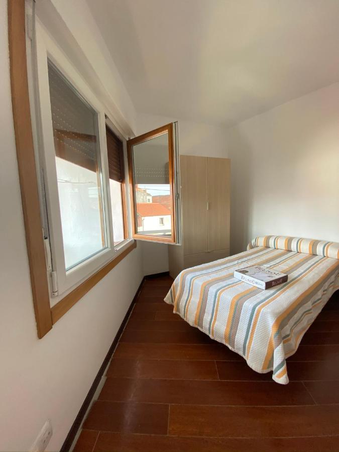 Amplio Apartamento En El Centro De O Grove Exterior foto